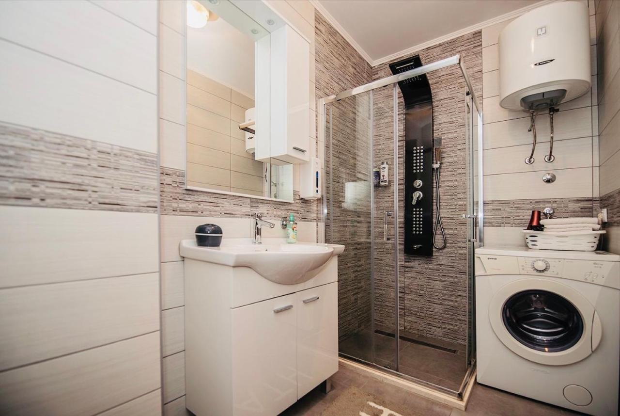 Harmonija 1 Apartment Требине Екстериор снимка