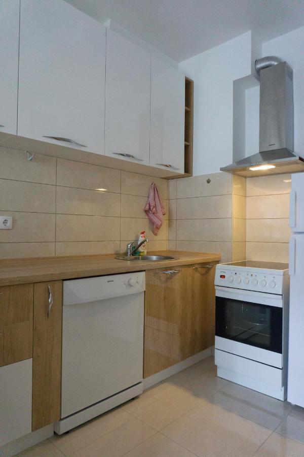 Harmonija 1 Apartment Требине Екстериор снимка