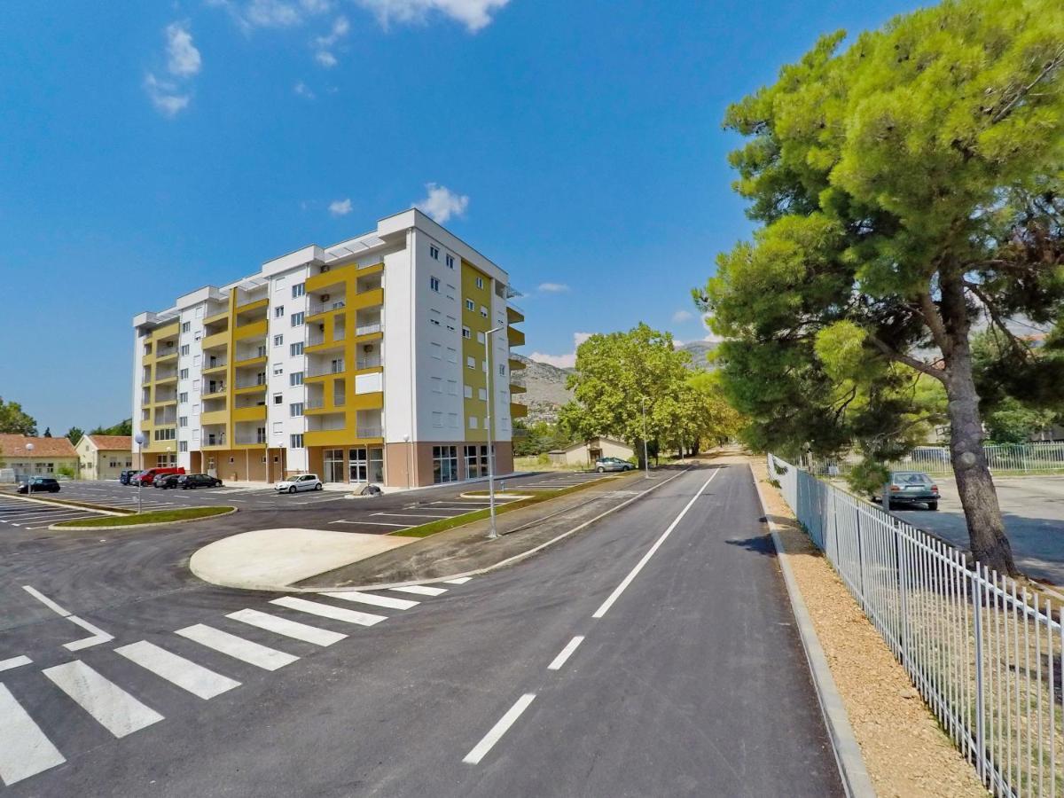 Harmonija 1 Apartment Требине Екстериор снимка